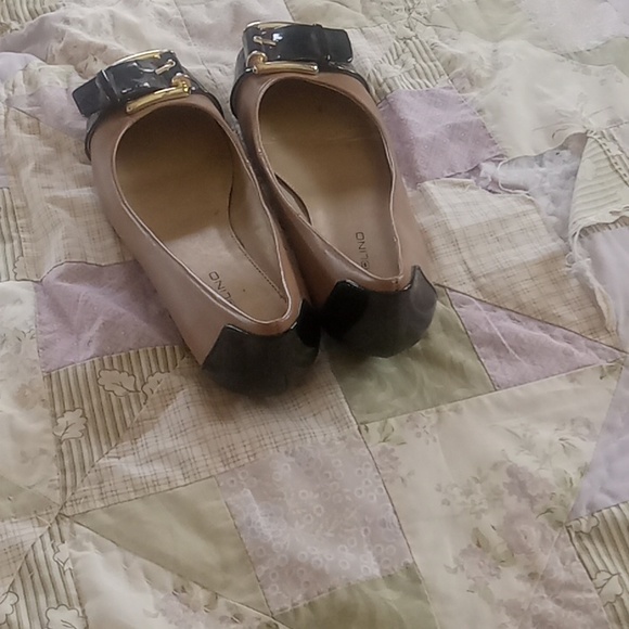 Bandolino women's flats size 8 1/2 - Picture 2 of 3